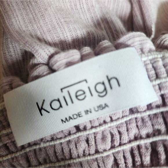 KAILEIGH NWOT PURPLE SMOCKED BLOUSE MULTIPLE SIZES - Picture 4 of 7
